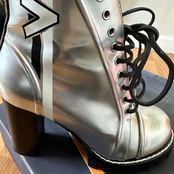 Louis Vuitton Spaceship Ankle Boot - Picture 6 of 6